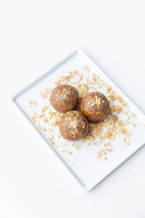 E+ROSE Peanut Butter Protein Bites with gluten-free granola